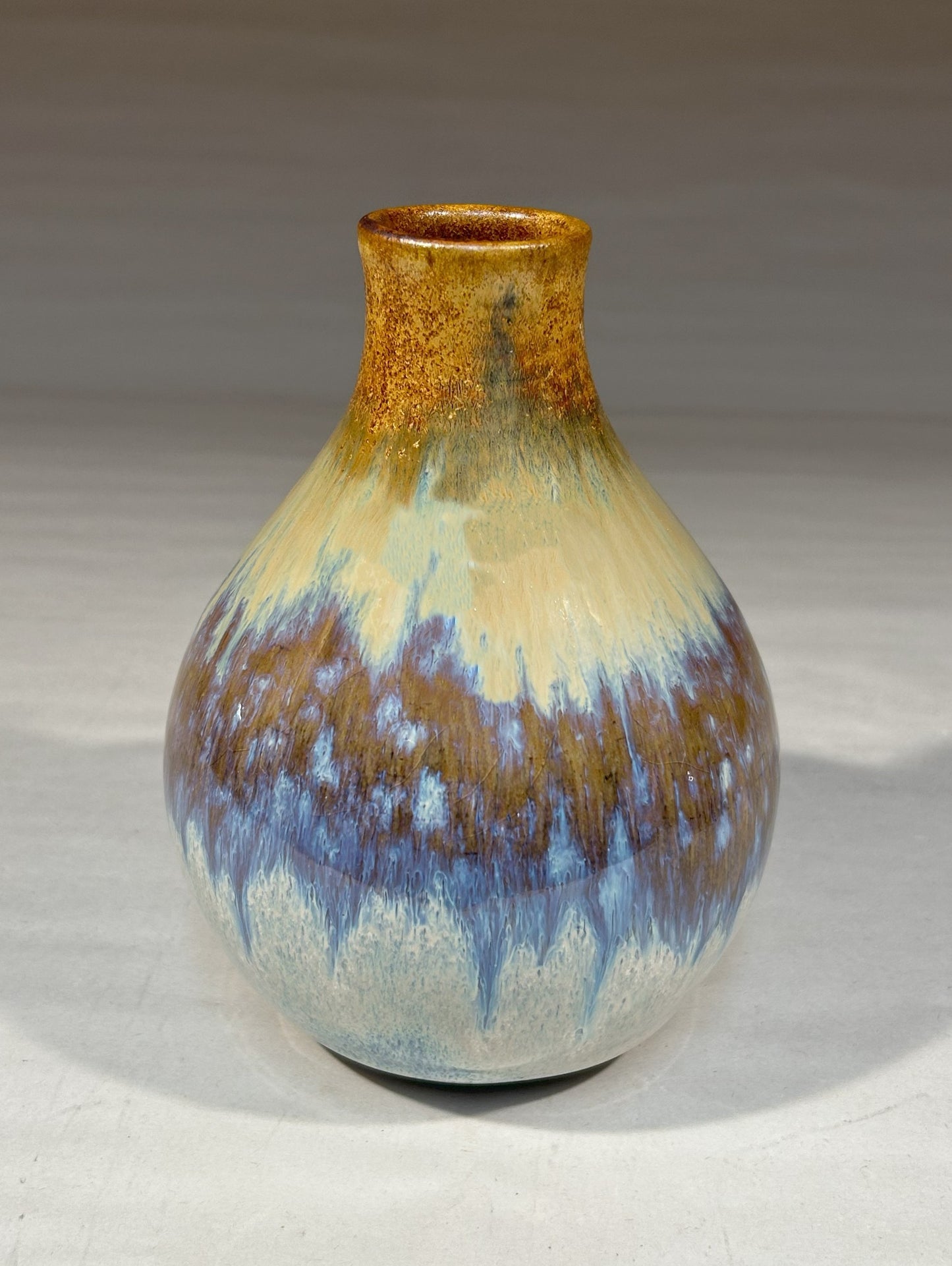 Teardrop pottery vase