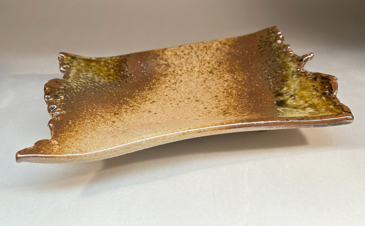 Small Handmade Pottery Tray with Rustic Edge – Artisan Ceramic Dish for Jewelry & Décor