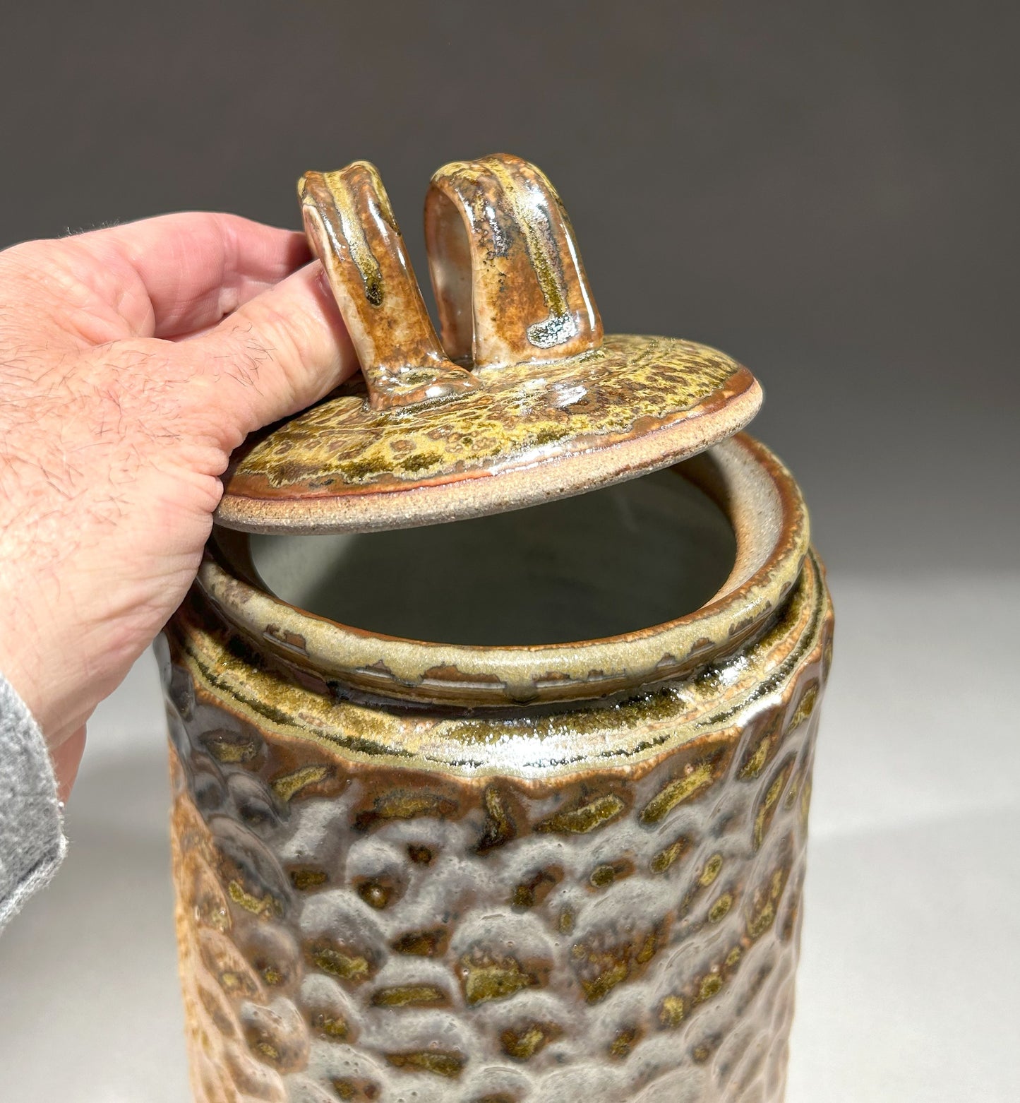 Handmade Pottery Jar with Shino Glaze – Rustic Ceramic Home Décor