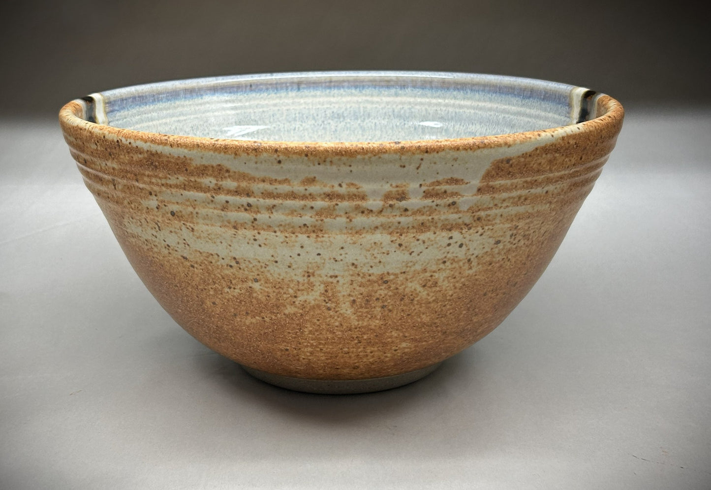 Snowy Mountain Glaze Large Pottery Mixing Bowl – Handcrafted Ceramic Kitchenware