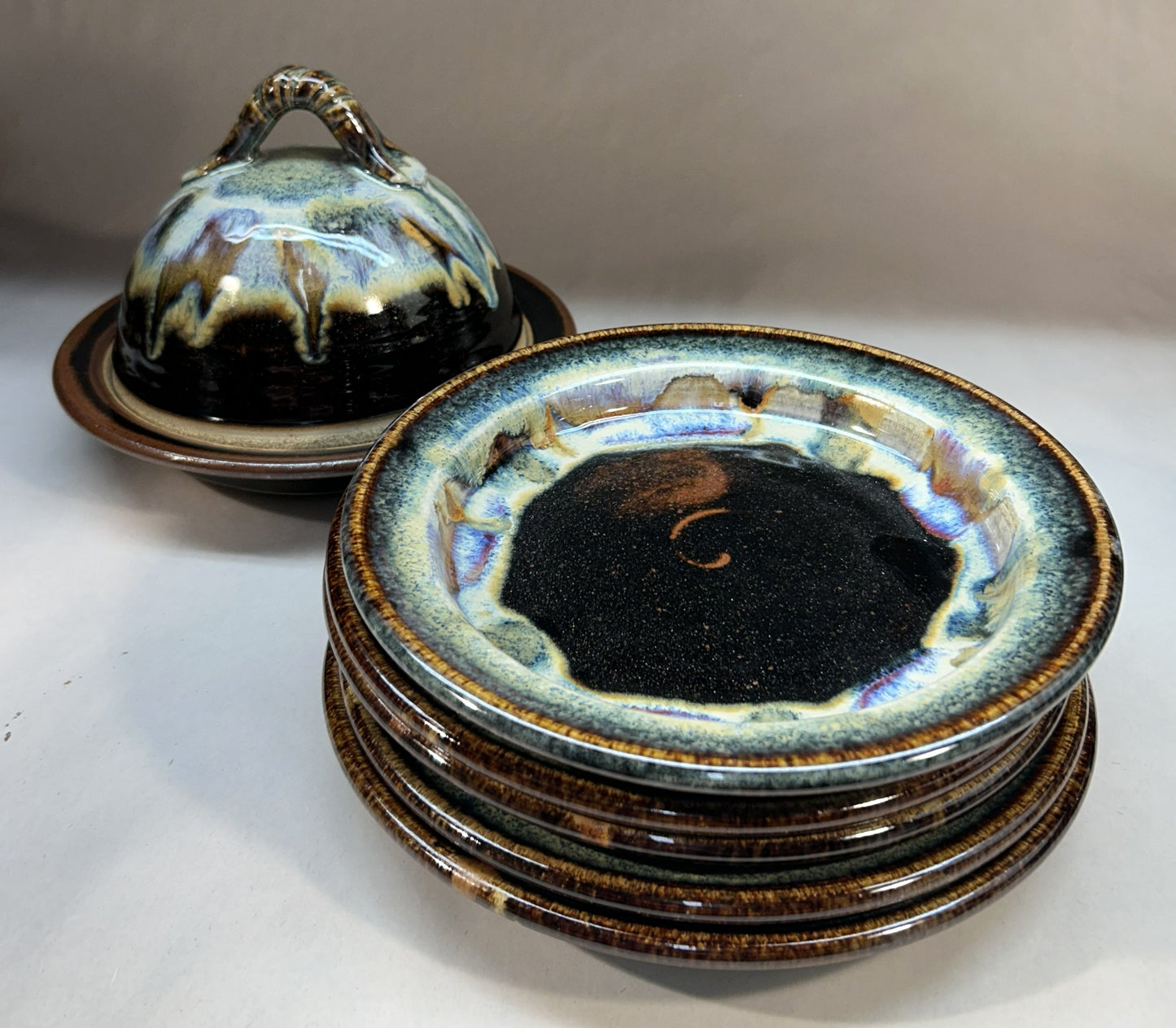SPO Ashley Black Dessert Plates and Butter Dishes