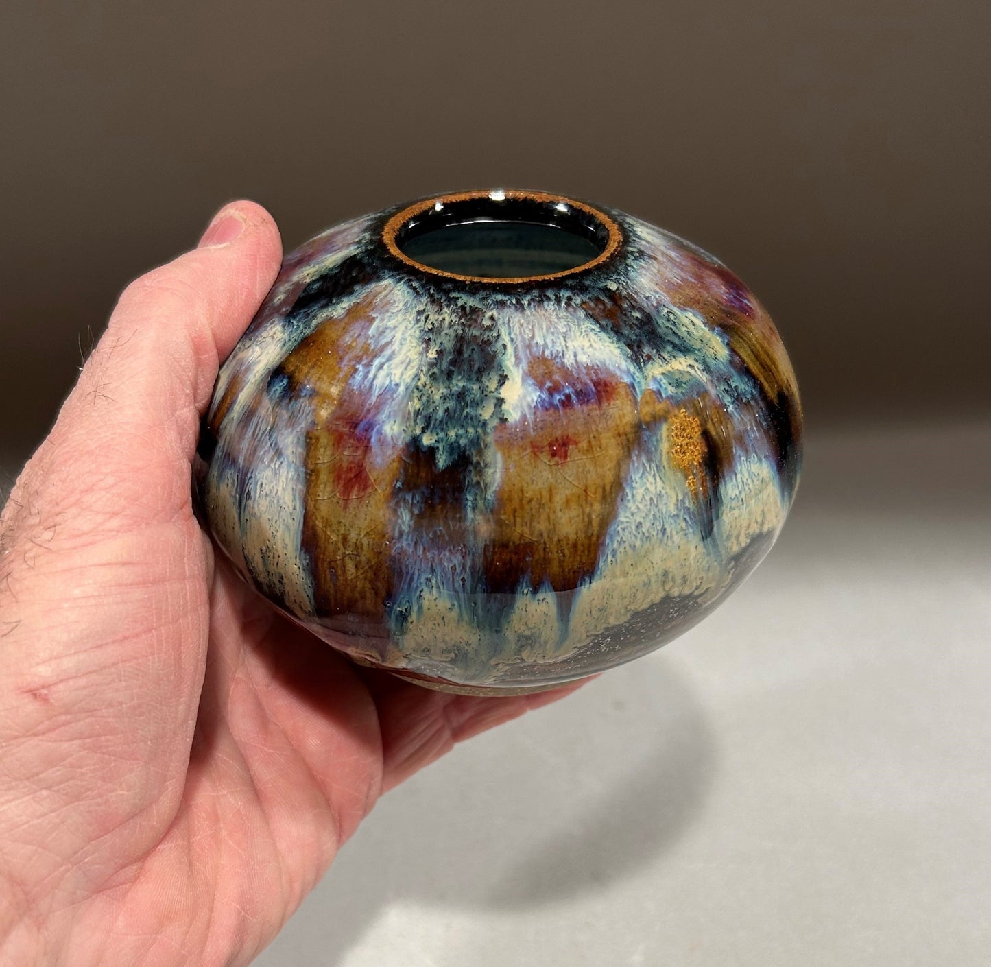 Ikebana vase - Pottery -Pin Frog - Home Decor