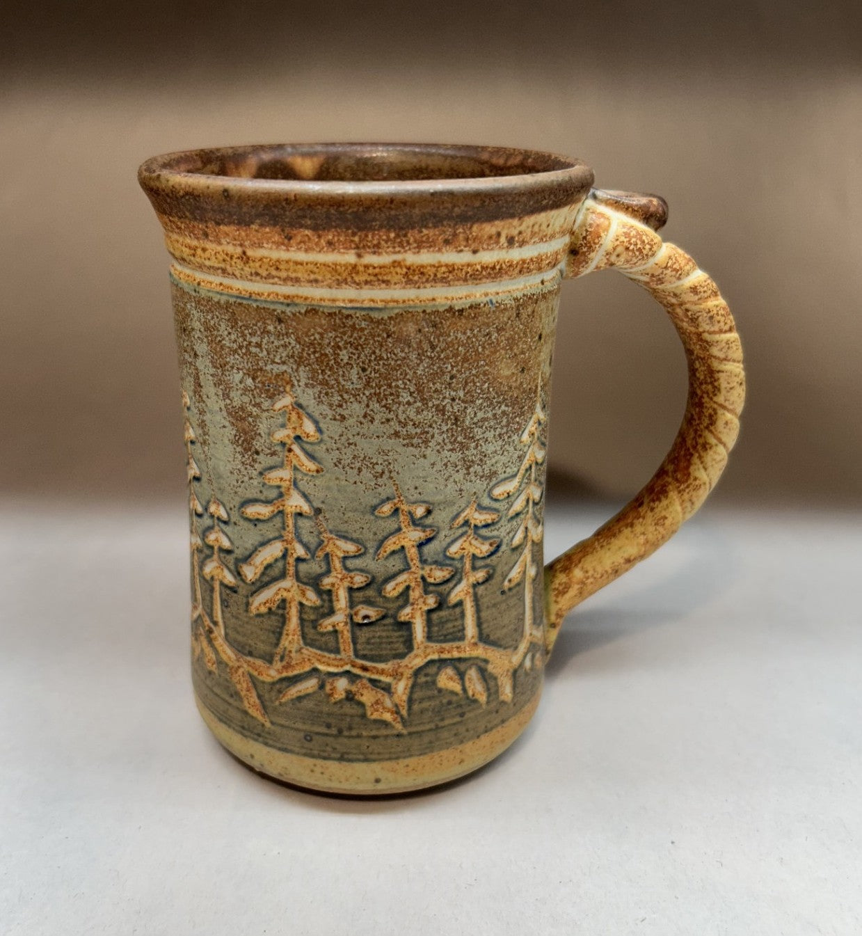 Handmade Pottery Mug with Tree Design Glaze – Nature-Inspired Ceramic Drinkware