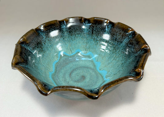 Fluted bowl