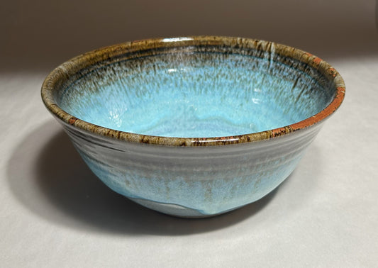 Handmade Pottery Mixing Bowl: Unique, Durable, and Elegant - Made in Oregon