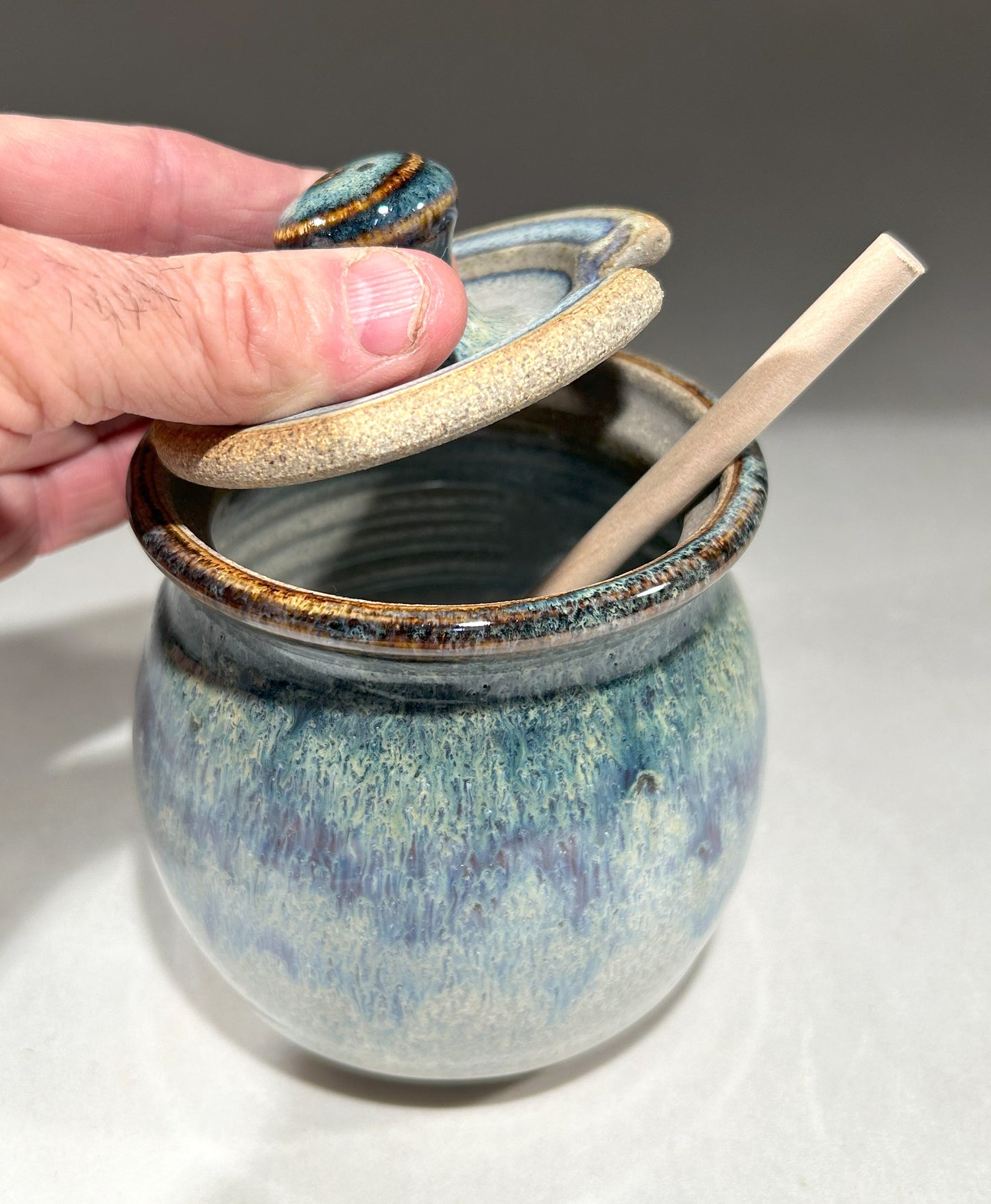 Handmade Pottery Honey Pot: Rustic Elegance for Your Kitchen