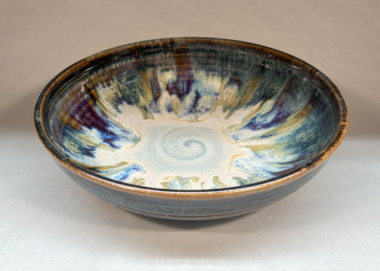 Handmade Pottery Serving Bowl – Elegant and Unique