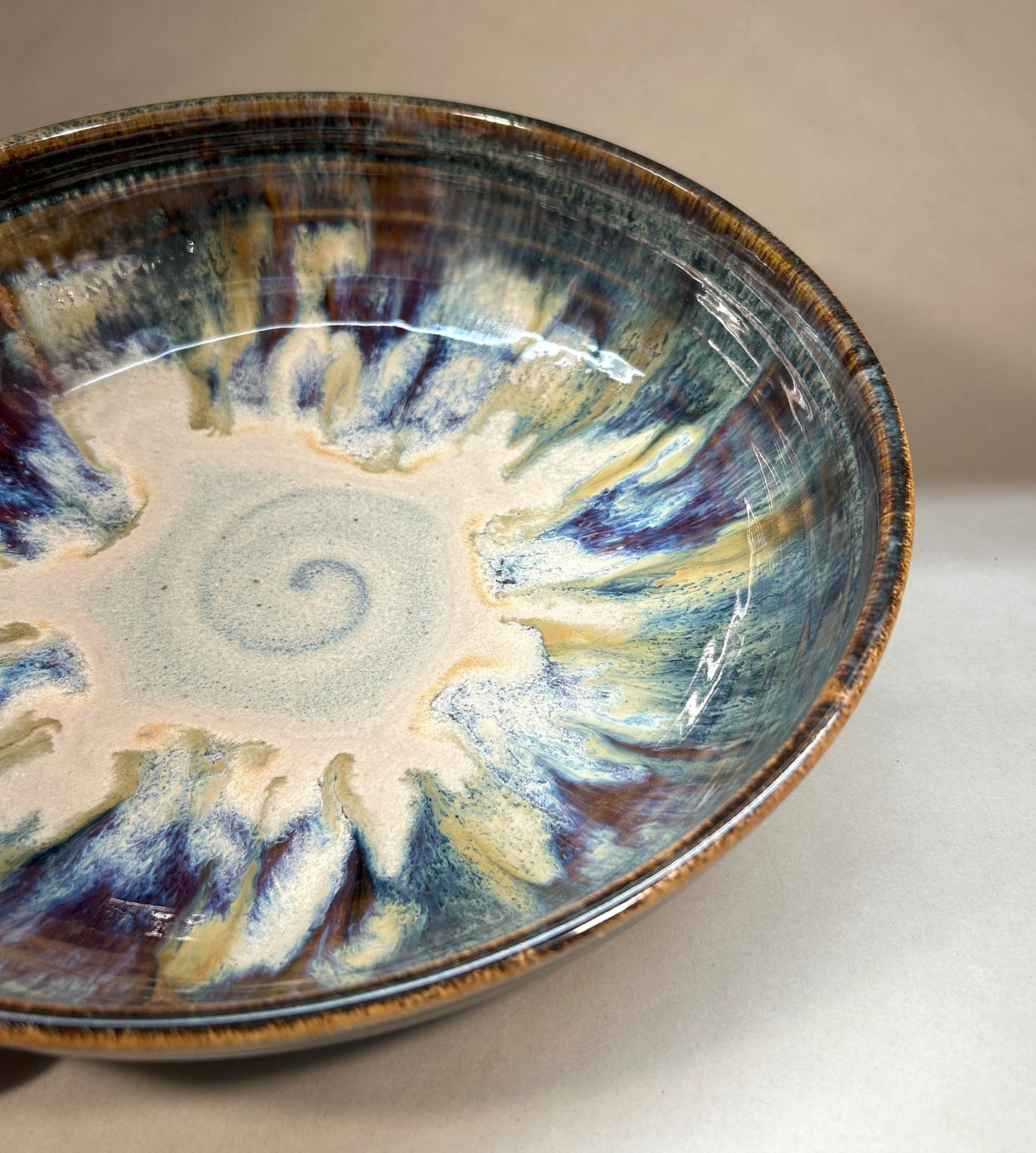 Handmade Pottery Serving Bowl – Elegant and Unique