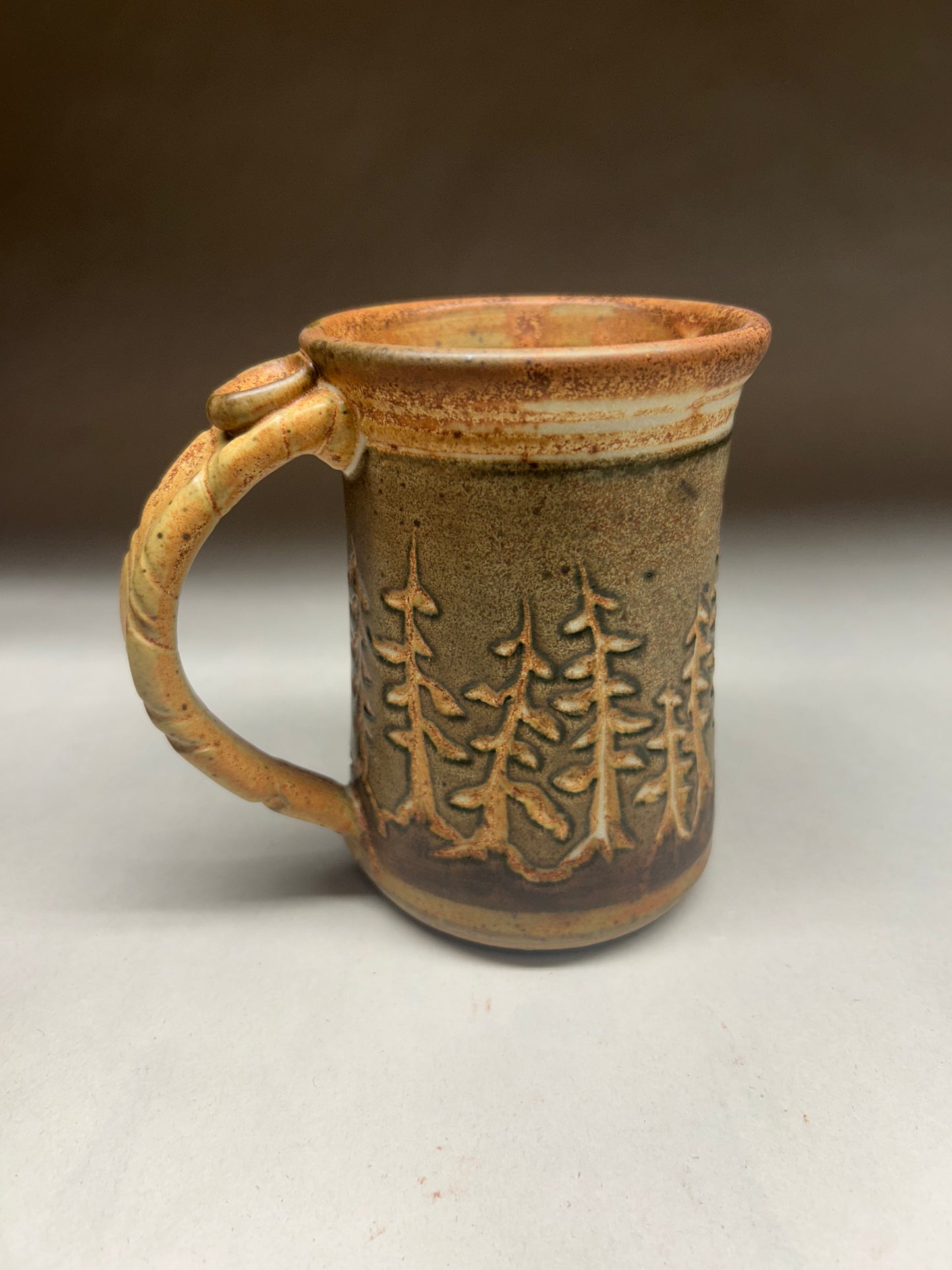 Handmade Pottery Mug with Tree Design Glaze – Nature-Inspired Ceramic Drinkware