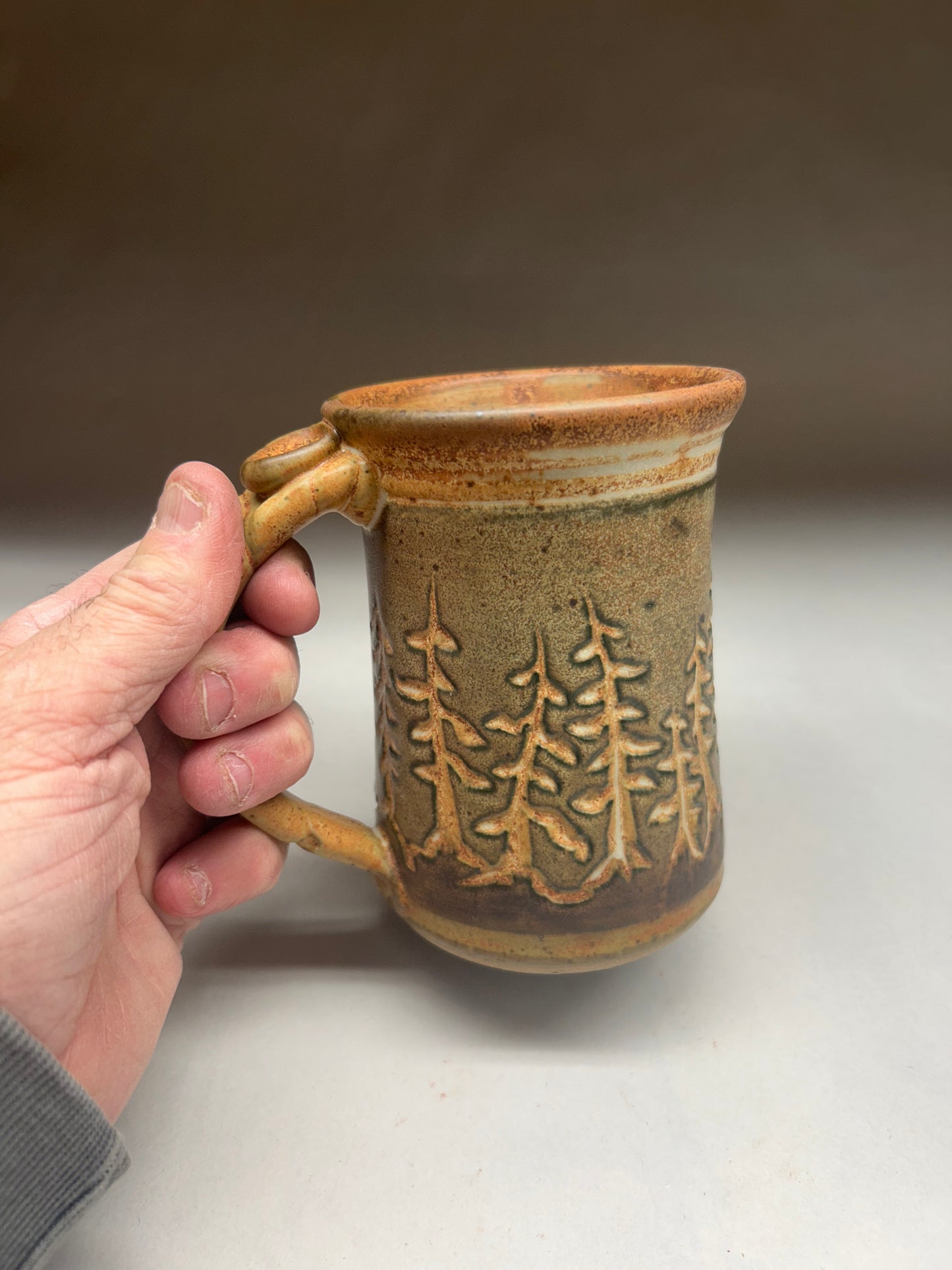 Handmade Pottery Mug with Tree Design Glaze – Nature-Inspired Ceramic Drinkware