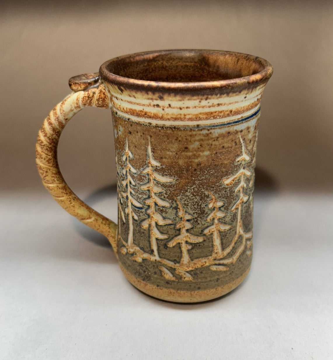 Handmade Pottery Mug with Tree Design Glaze – Nature-Inspired Ceramic Drinkware
